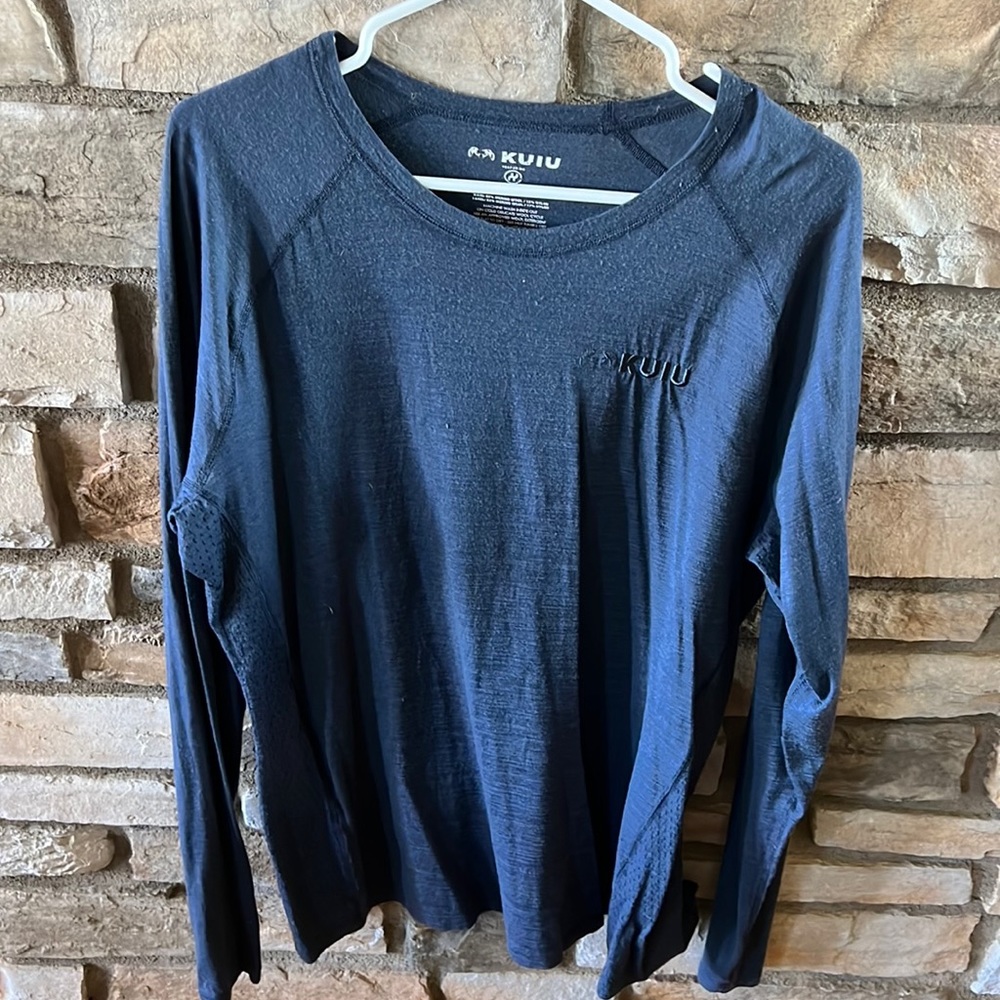 Kuiu merino wool base layer